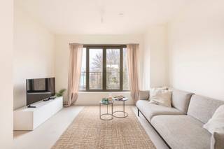 Recent gebouwde duplex appartement op de vierde verdieping, gelegen in een rustig straatje op het gegeerde bruisende Zuid, instapklaar.Volledig...