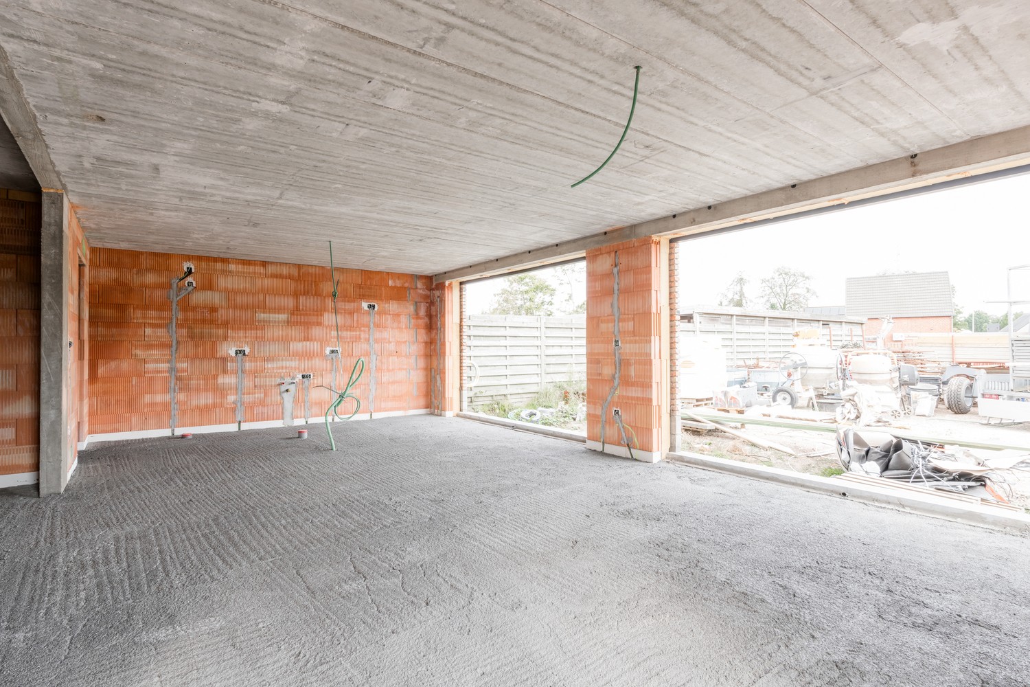 Uitzonderlijk ruim gelijkvloers nieuwbouwappartement met 3 slaapkamers en royaal terras - foto 4