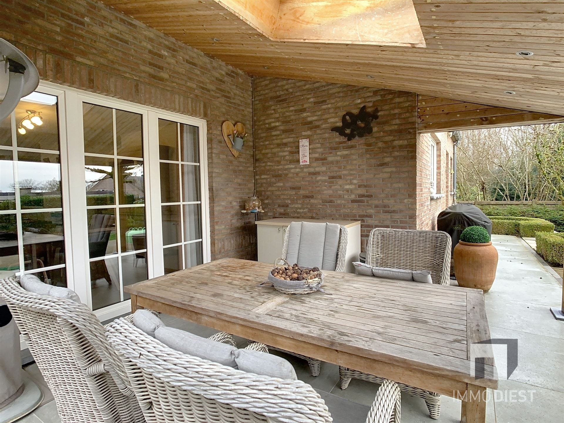 Woning met 4 slpks in residentiële wijk - foto 2