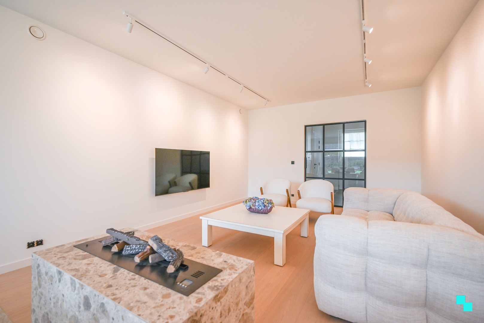 Unieke high-end woning in rustige buurt in Waregem - photo 2