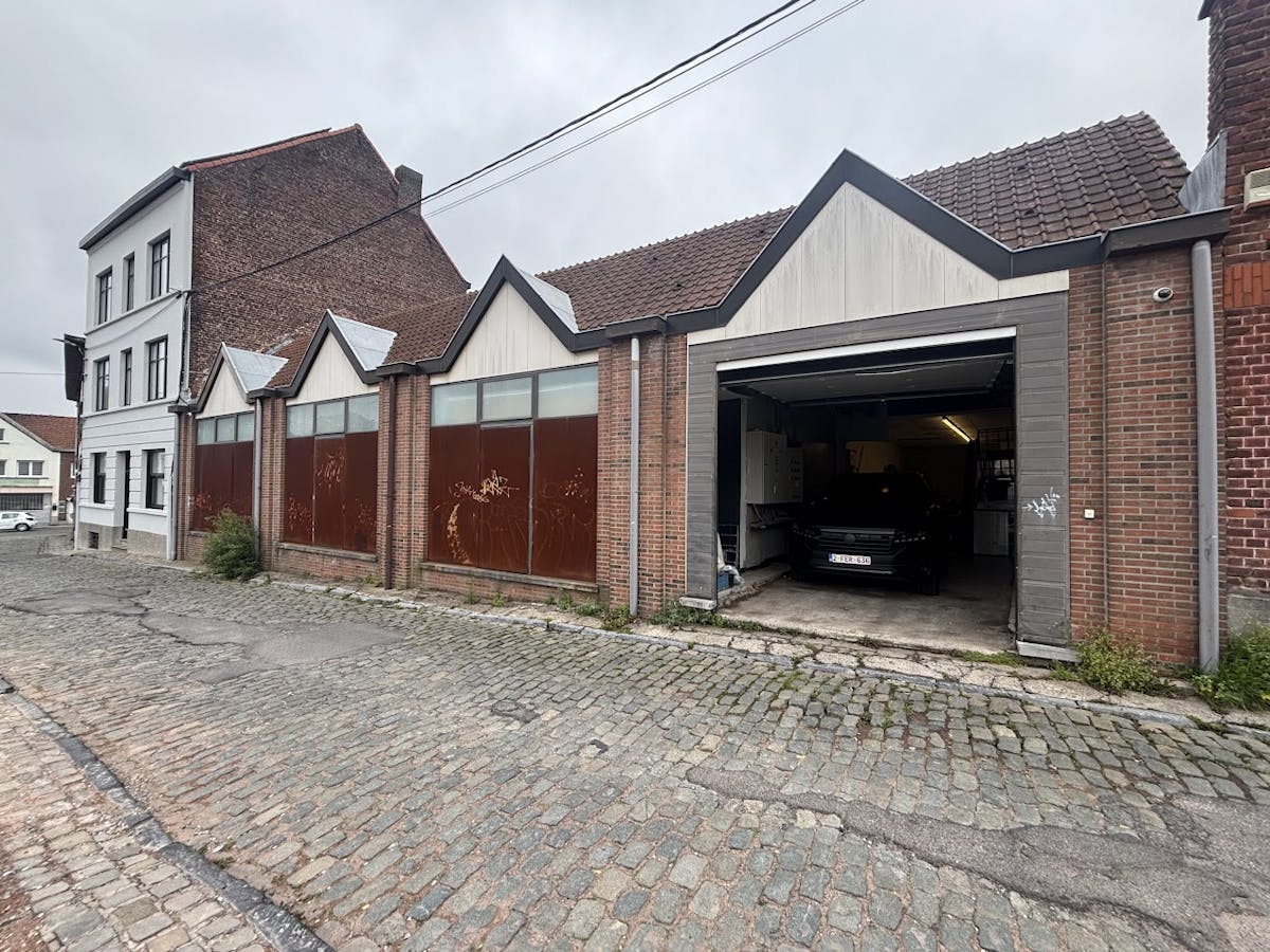 Spacieuse propriété commerciale avec potentiel de vente à Mouscron - photo 5