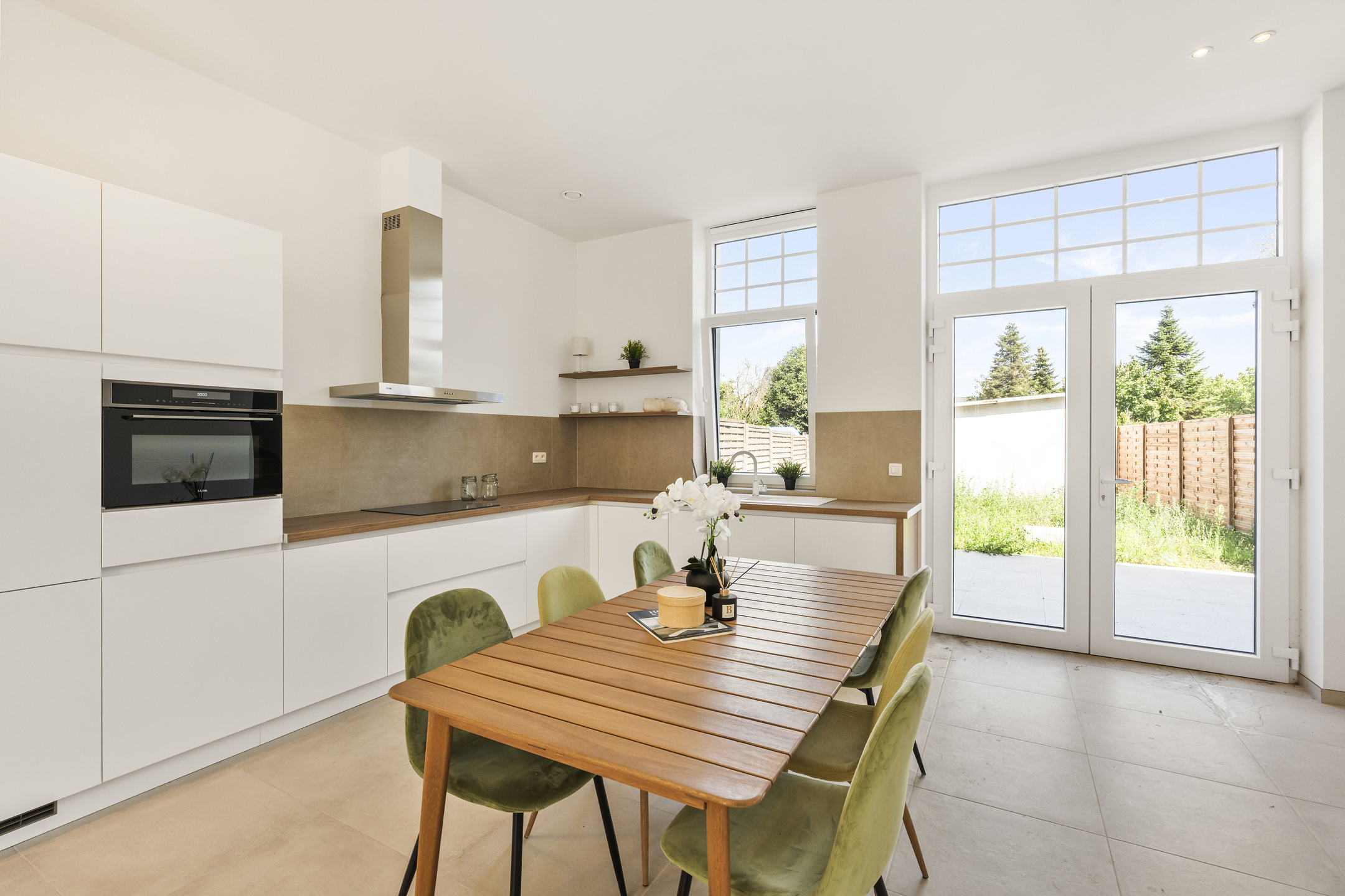 Mooi GERENOVEERDE WONING met 5 SLK en TERRAS + tuin. - foto 3