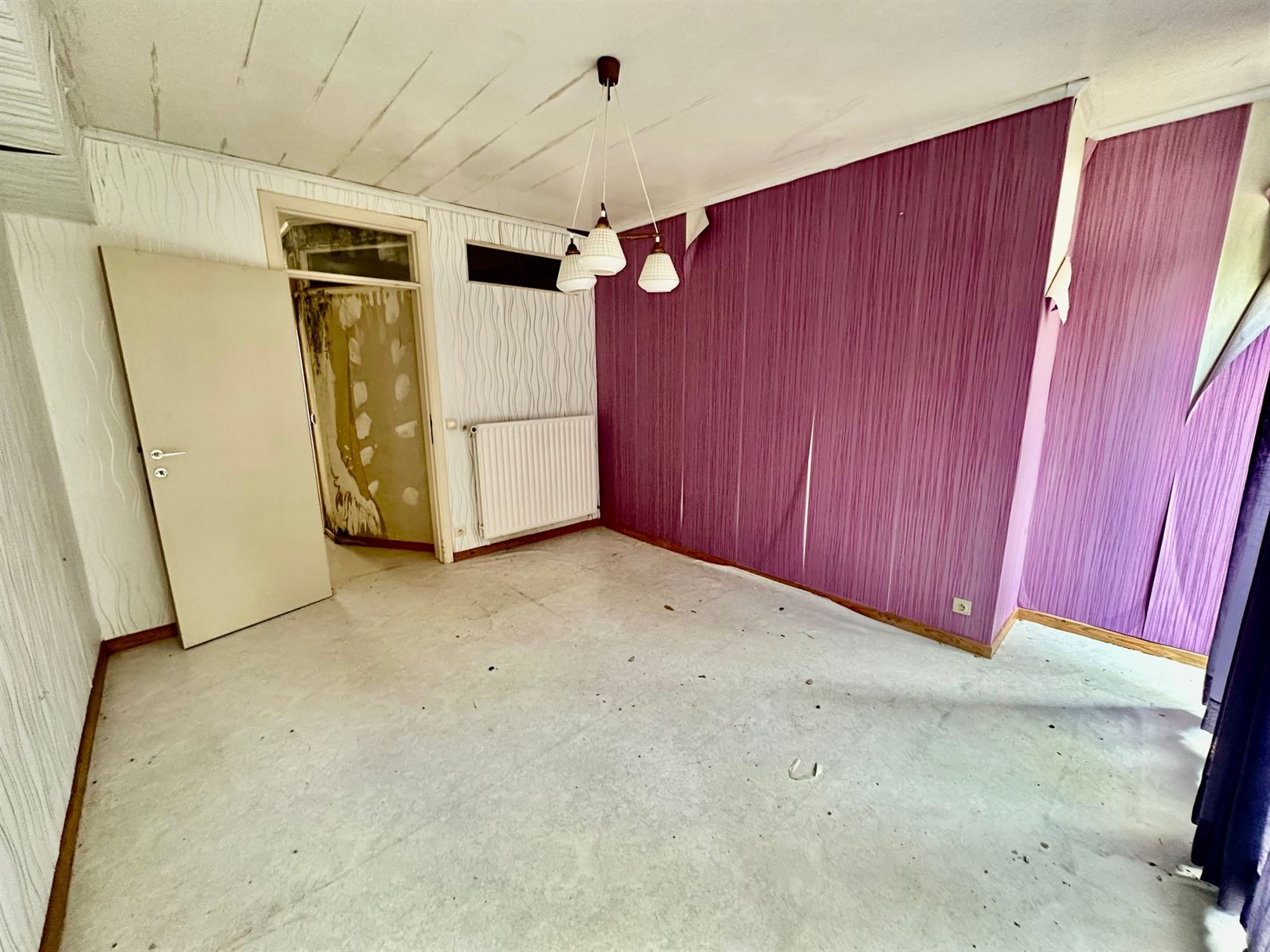 Te renoveren woning met garage - foto 4