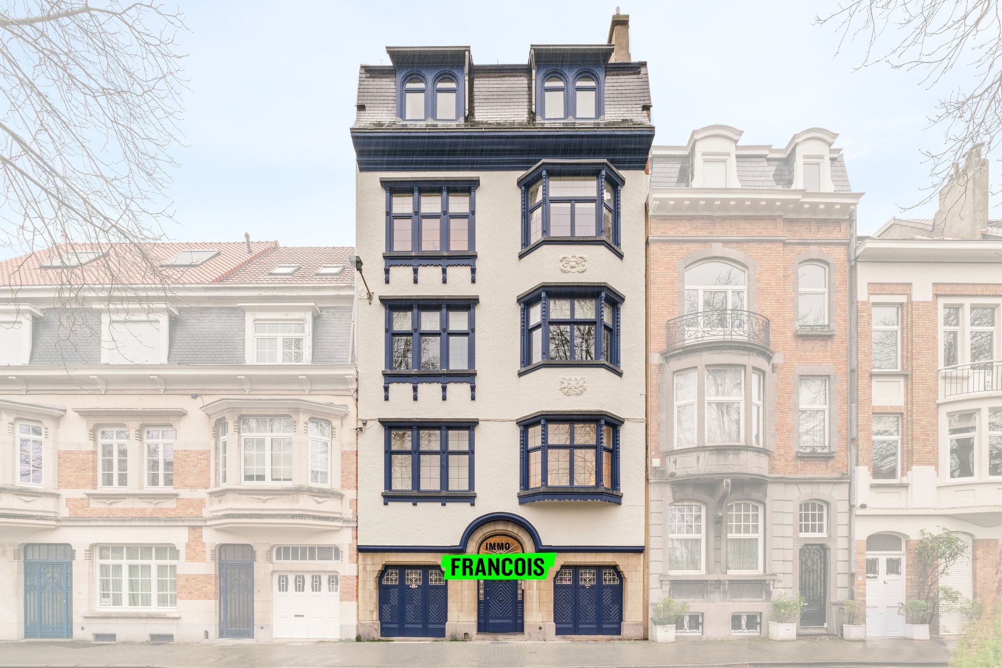 Licht en gerenoveerde professionele ruimte – Zeer aantrekkelijke locatie - foto 1