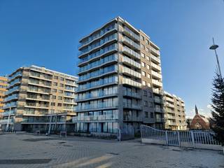 GROTE GARAGEBOX MET 4 PARKEERPLAATSEN (nummers 116-117-118-119) TE KOOP ONDER DE RESIDENTIES "SANDERLING + SANDPIPER" gelegen in de Kapellelaan 2...