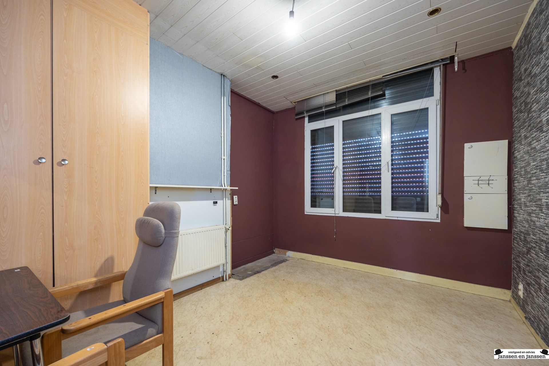 Te koop: Opbrengsteigendom op centrale locatie in Merksem! - foto 3