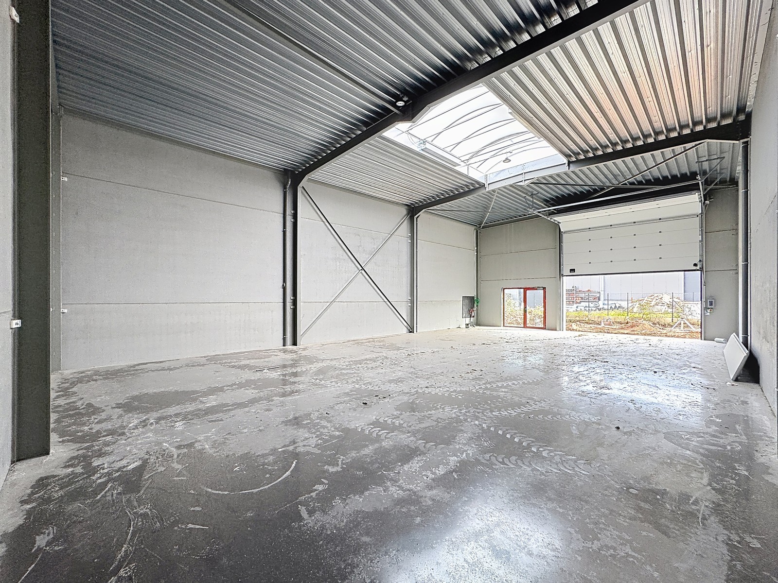 NB MAGAZIJN (272m²) inclusief 1 private PARKEERPLAATS op industriezone "Schatting" te Zedelgem - photo 4