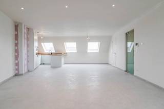 In het centrum van Kapelle-Op-Den-Bos kan je dit moderne en zeer kwalitatieve nieuwbouw duplexappartement terugvinden. Door de aanwezigheid van...
