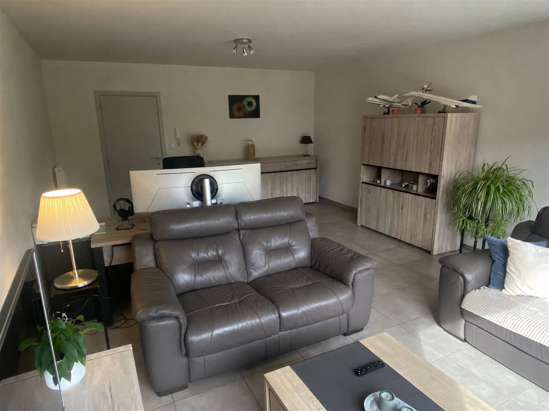 Gelijkvloersappartement met garage en tuin - foto 5