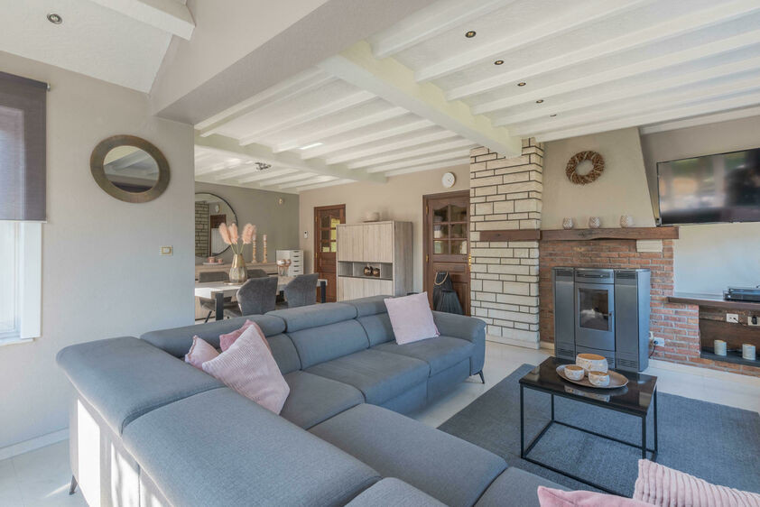 HANDELSZAAK MET WOONST OP TOPLOCATIE IN VROENHOVEN. - photo 5