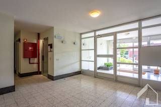 Appartement au 8ème étage avec 2 chambres et une vue imprenable Situé dans un endroit calme à quelques pas des supermarchés, des transports publics,...