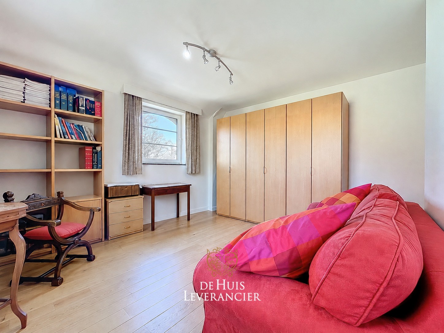 Instapklare rijwoning met tuin op rustige ligging te koop in Lint - foto 4