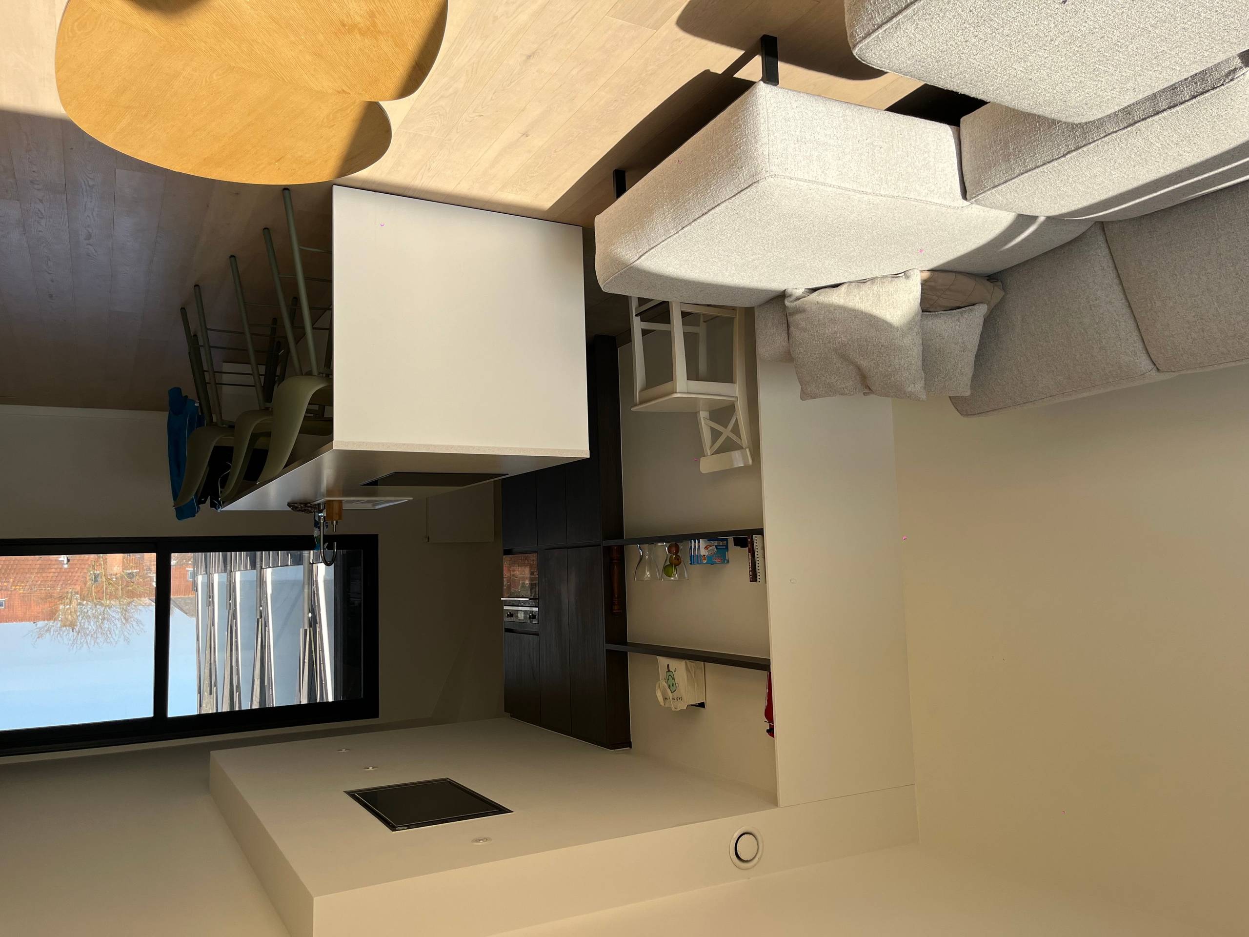 Triplex appartement met 5 slaapkamers en ondergrondse garagebox te centrum Brugge! - foto 3