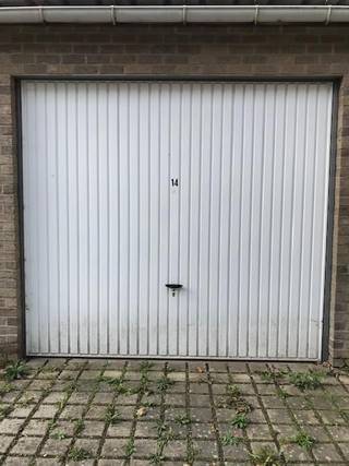 Garage à louer à Izegem