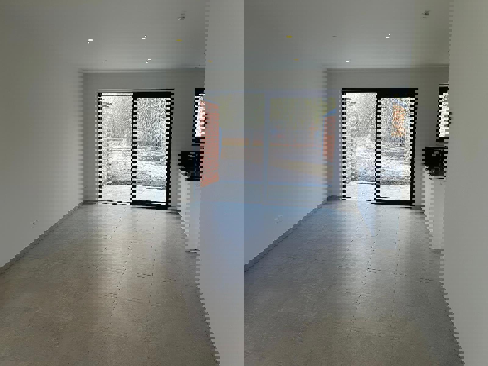 Ruime woning met een zee van ruimte en licht - foto 4