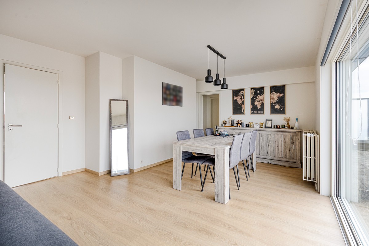 Ruim penthouse met twee grote terrassen in het centrum van Roeselare - foto 5