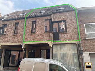 Gerenoveerd duplex appartement met 2 slaapkamers in het centrum van Borgloon* EPC A* asbestvrij* elektriciteit conform AREI bij akte In het centrum...