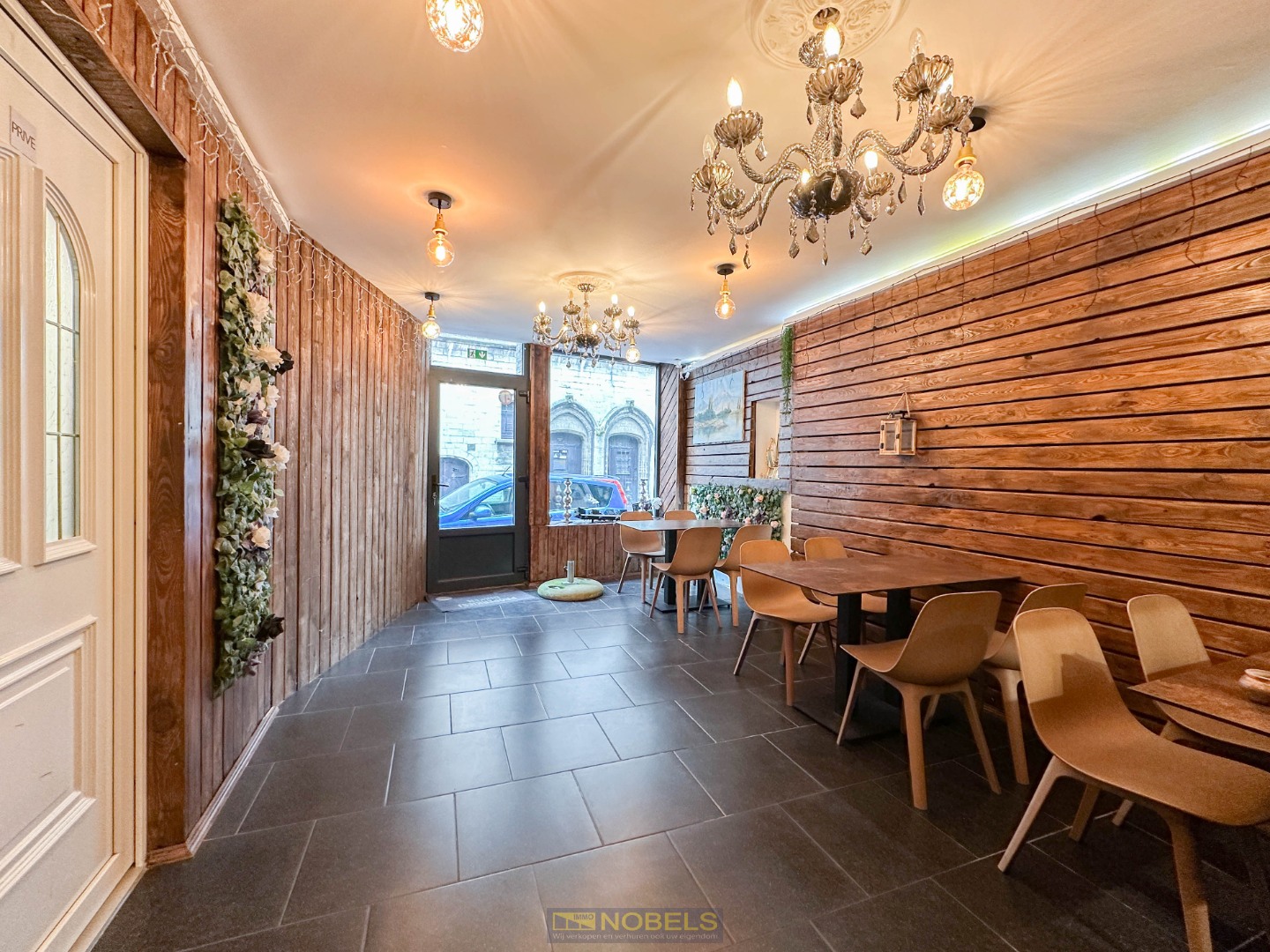 Te koop, multifunctioneel handelspand met woonst en terras in hartje centrum - photo 4