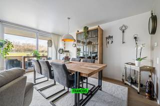 Dit gelijkvloerse appartement is gelegen op een boogscheut van Bredene-aan-zee en bevindt zich dus in de nabijheid van talrijke...