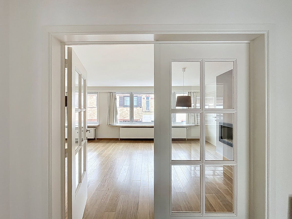 Spacieux appartement de deux chambres à la périphérie de Gand. - photo 2