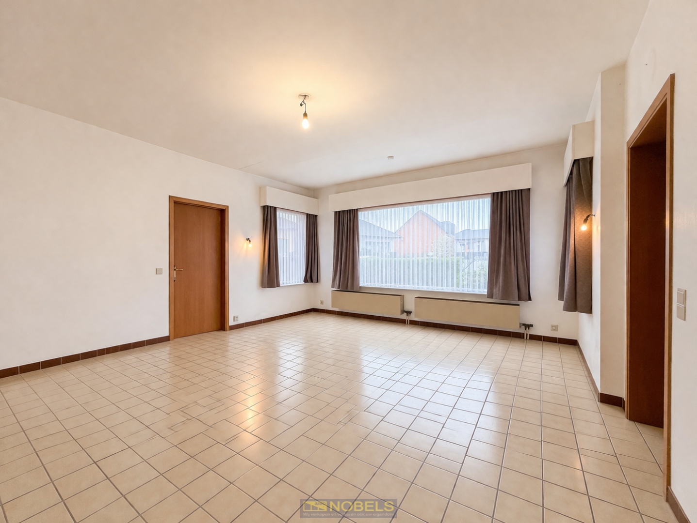 Te koop, Volledig te renoveren halfopen bebouwing op centrale ligging te Oudenaarde! - foto 2