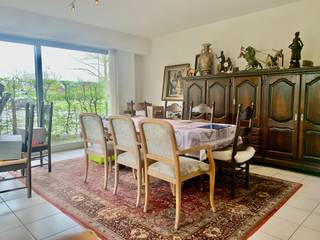 Gelijkvloers appartement met twee slaapkamers en tuin, autostaanplaats en berging op een rustige ligging in Zevendonk • Lift aanwezig...