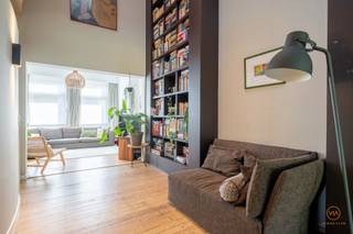 Instapklare ruime woning aan het Te Boelaerpark (met optioneel bouwgrond) Deze unieke ruime woning, op de grens Berchem/Borgerhout, biedt een...