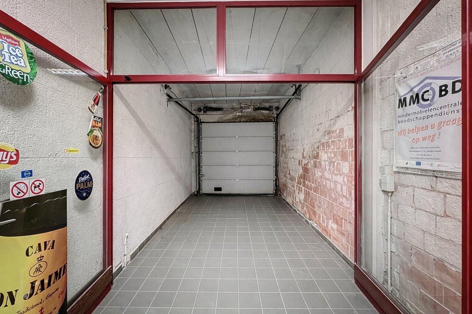RUIM MAGAZIJN MET OPTIONEEL KANTOOR MAKKELIJK BEREIKBAAR NABIJ STATION DENDERLEEUW -EN E40 - foto 5