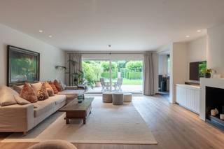 BIV 511929Exclusief en instapklaar gelijkvloersappartement met een doordachte indeling, veel maatwerk en hoogwaardige afwerking (vernieuwingen...