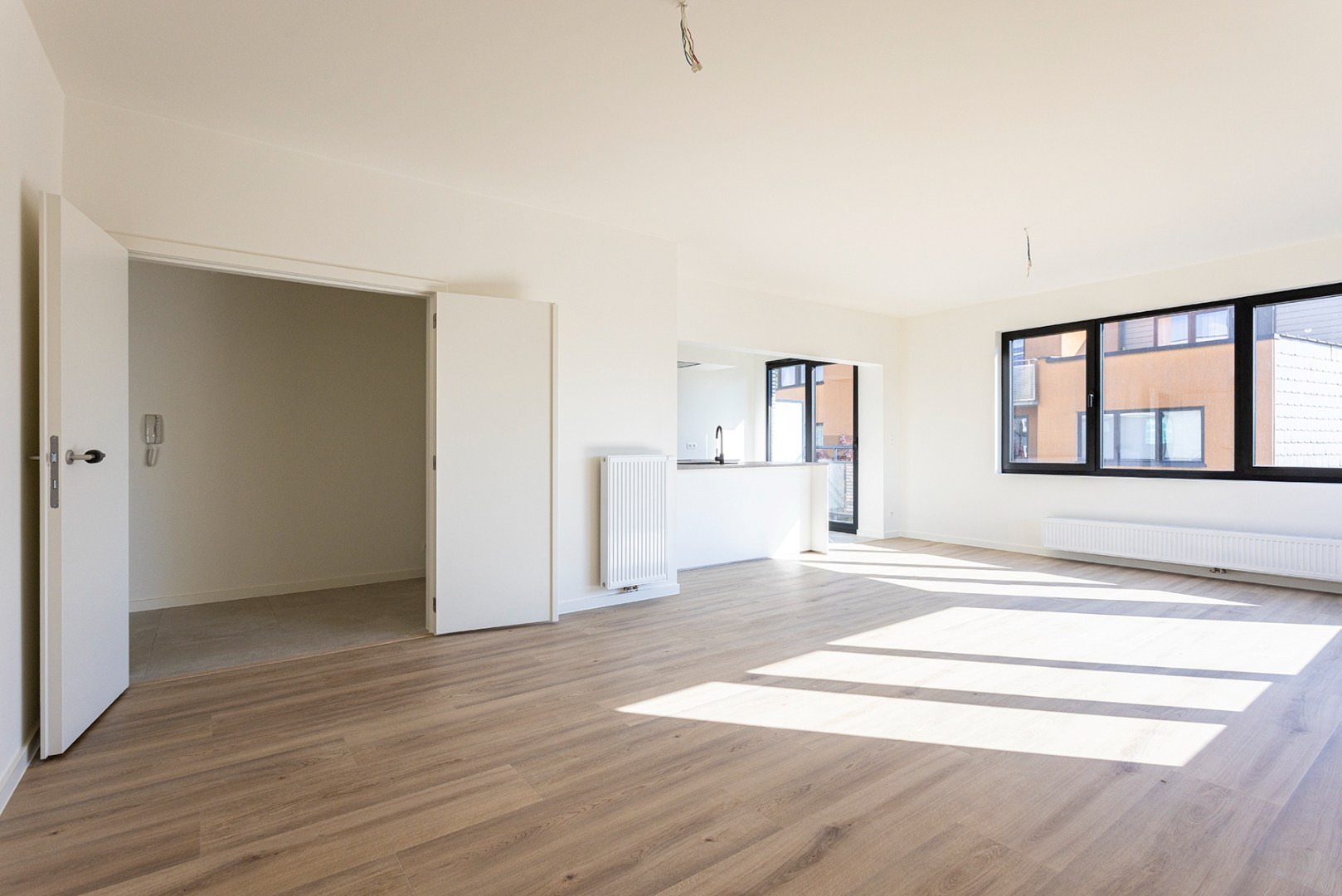 Ruim en modern appartement (vernieuwbouw) met 3 slpks nabij De Roma - foto 4