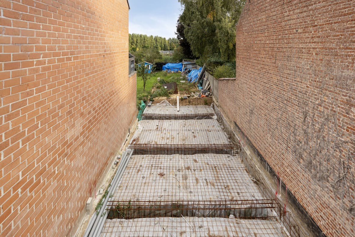 Land for sale in Strombeek-Bever — ready for your new two-storey house! - photo 1