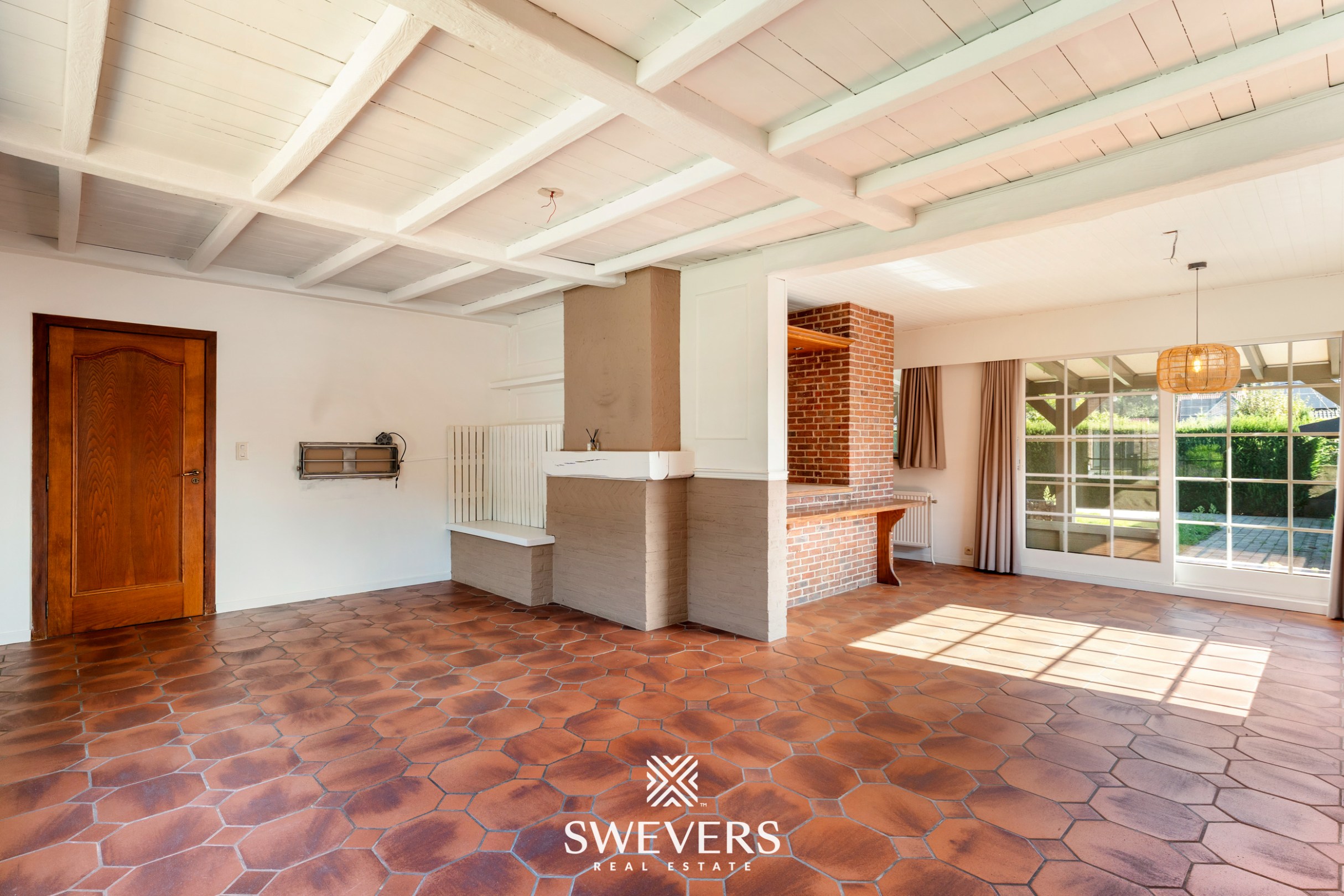 Te renoveren gelijkvloerse bungalow met 3 slaapkamers - foto 4