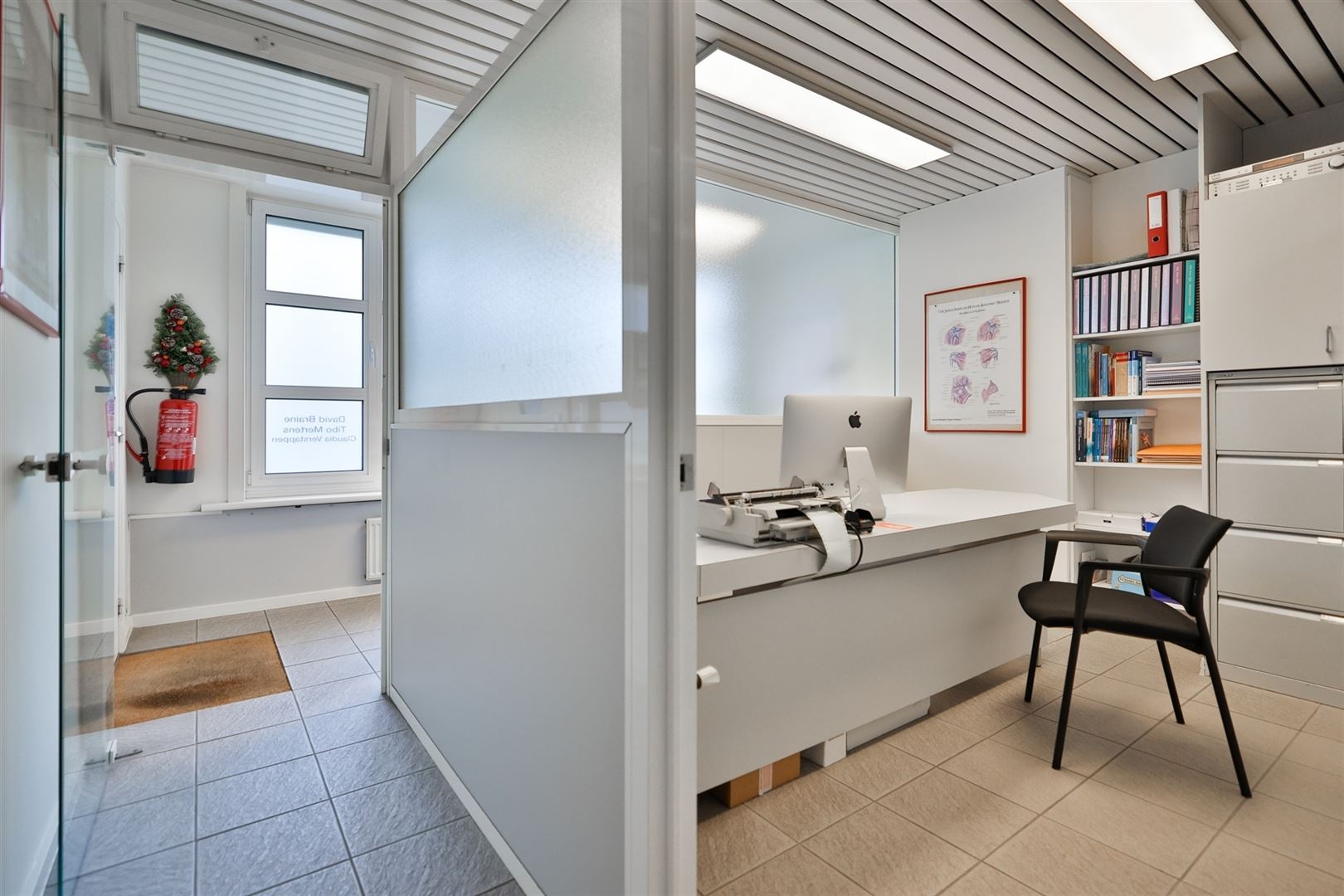 Praktijkruimte vrij beroep van 120 m² - Modulair - Omvorming tot appartement mogelijk - foto 3