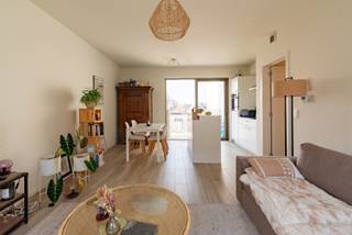 Bent u op zoek naar een gezellig één slaapkamer appartement? Dan is deze woning perfect voor u!Deze moderne nieuwbouwwoning met één slaapkamers...