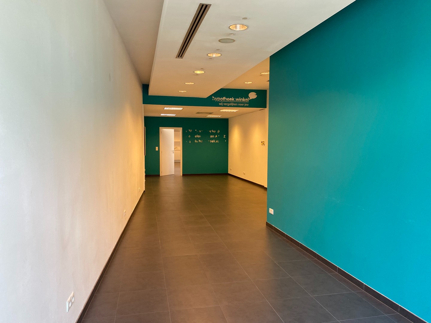 Winkelpand in het centrum van Eeklo - foto 3