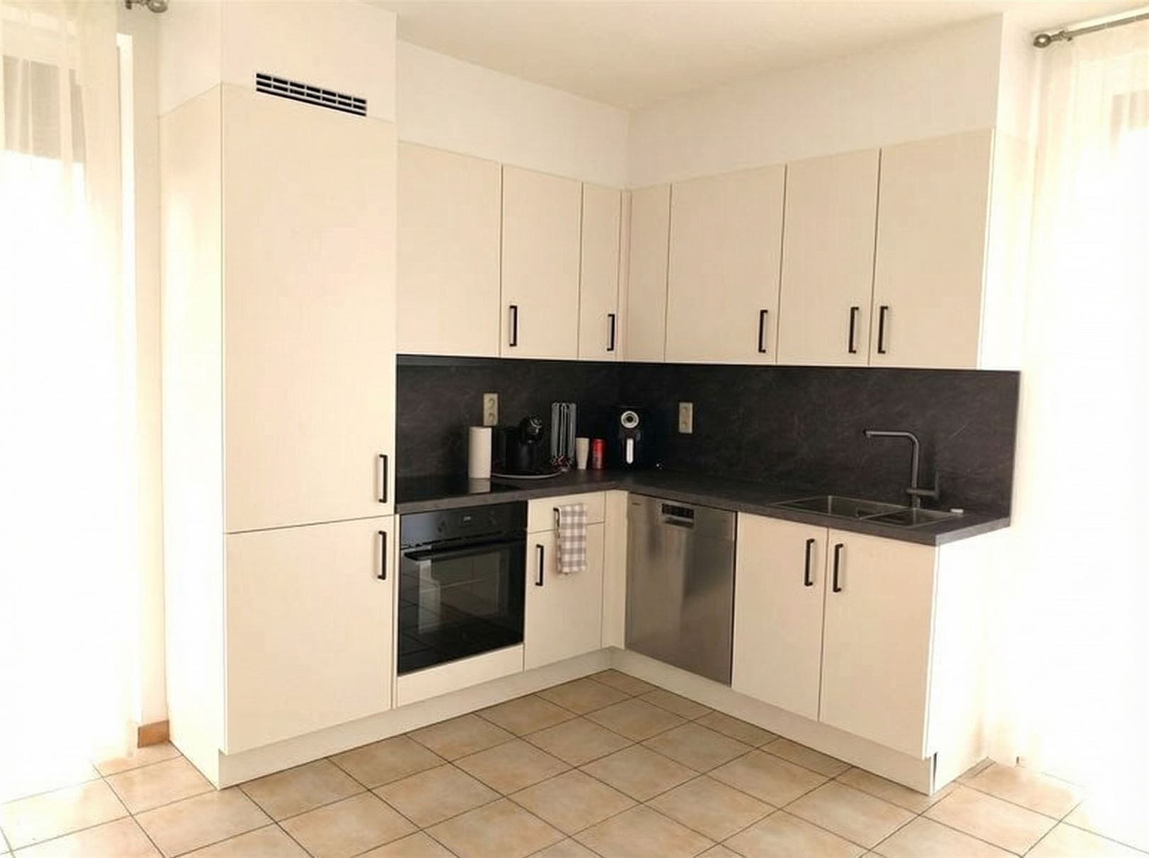 TE HUUR: Gelijkvloers appartement met 2 slaapkamers in Heusden! - foto 5