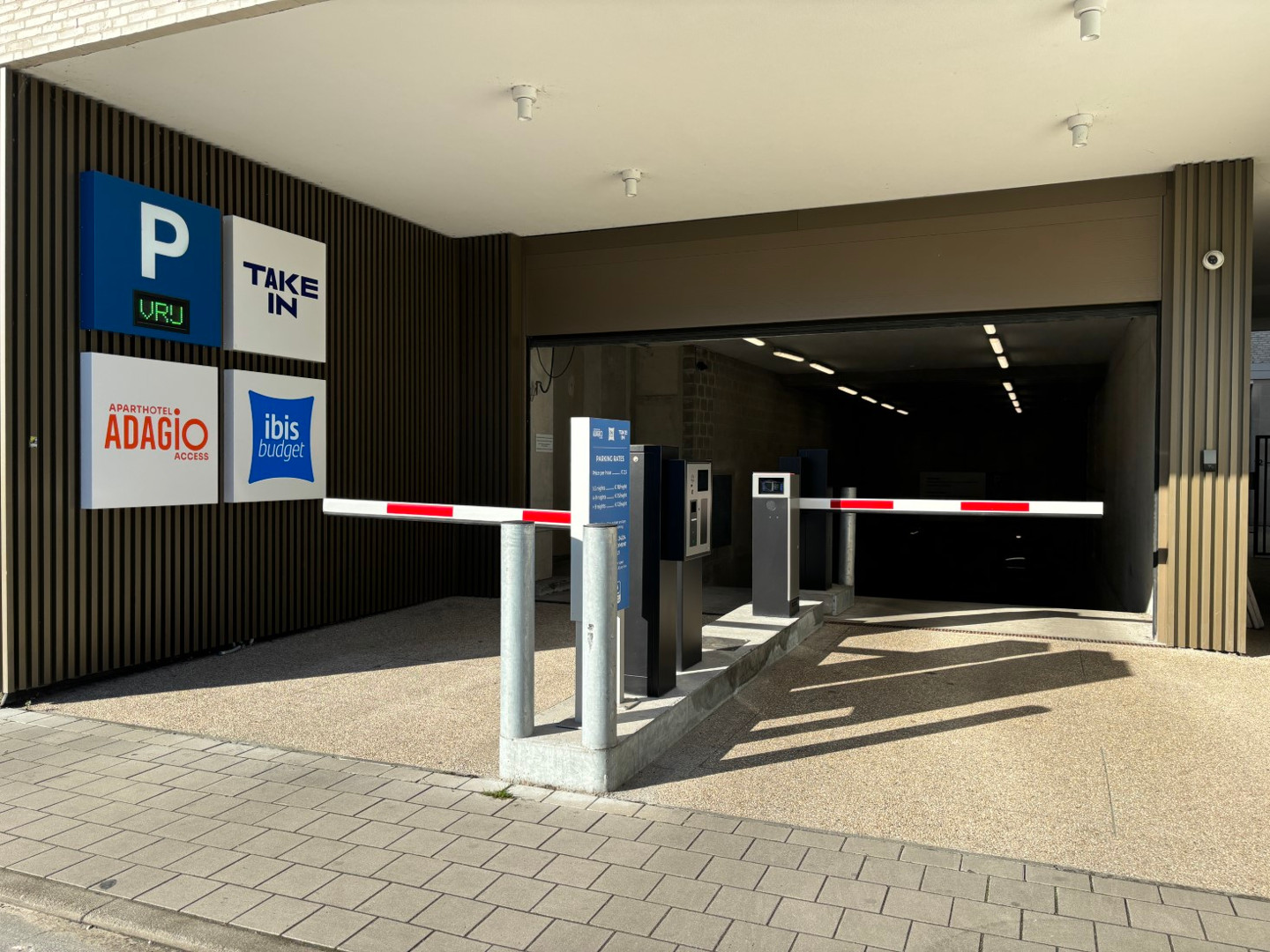 Autostaanplaats te Kleindokkaai, Gent Dampoort - foto 1