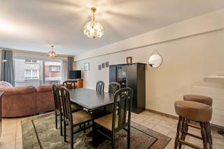 Aan de jachthaven en zeedijk van Blankenberge vindt u dit instapklaar 2-slaapkamerappartement.Het appartement is gelegen op een derde verdiep in de...