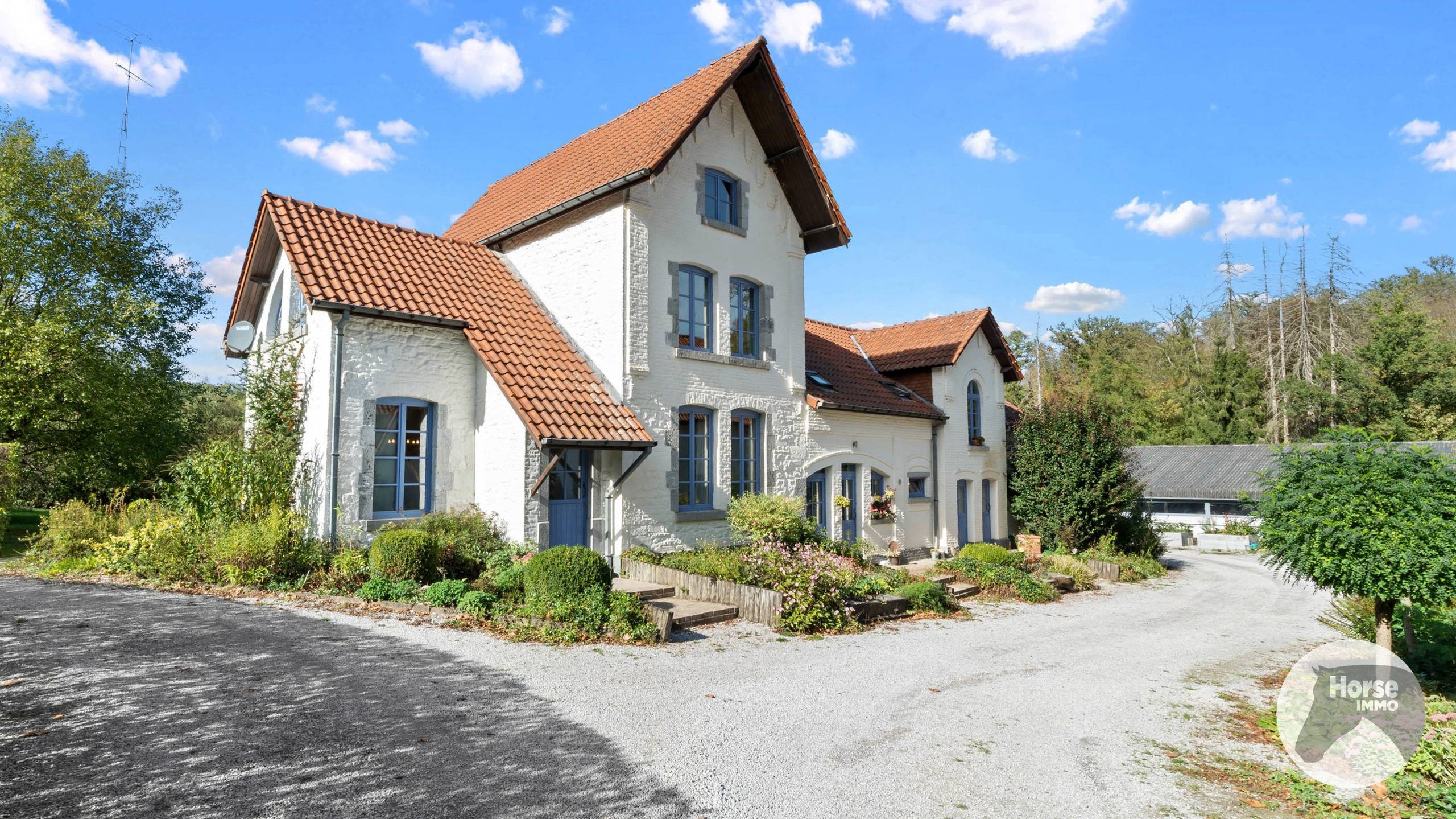 CHIMAY–Uitzonderlijk toeristisch domein met gîtes en manoirs - foto 5