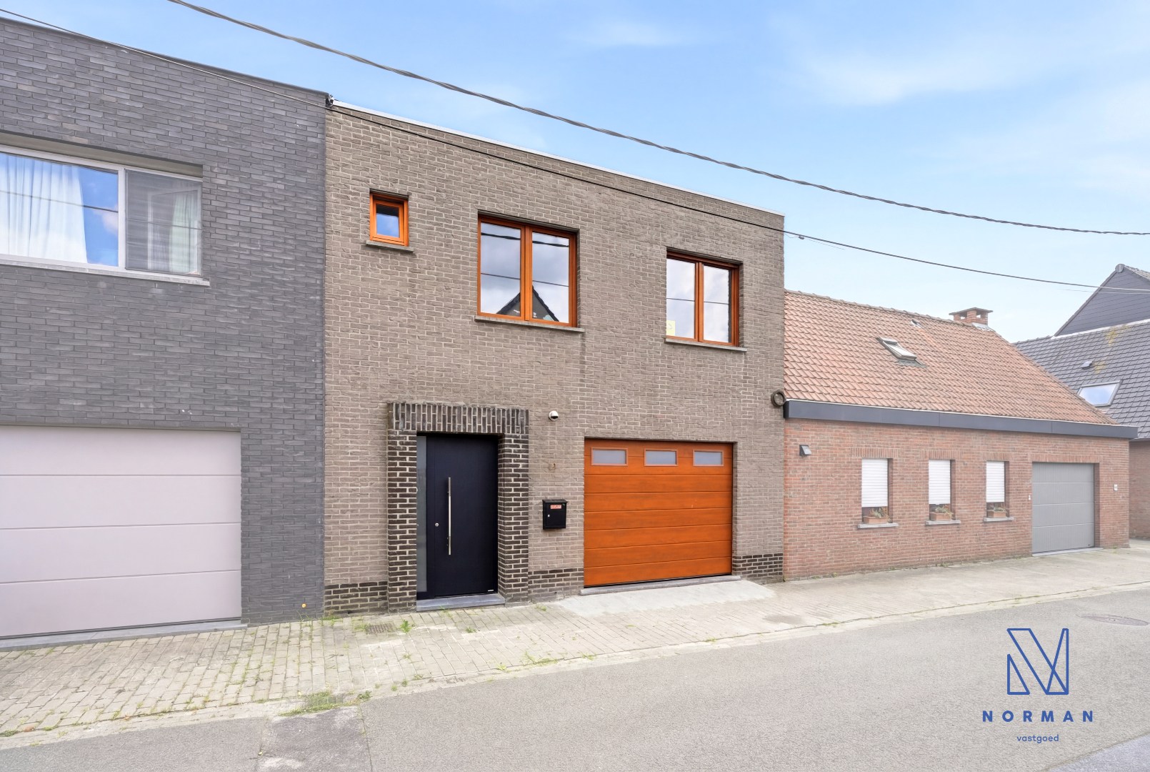 Instapklare gezinswoning met 4 slaapkamers, 2 badkamers en zuidgerichte tuin in Wevelgem - foto 2