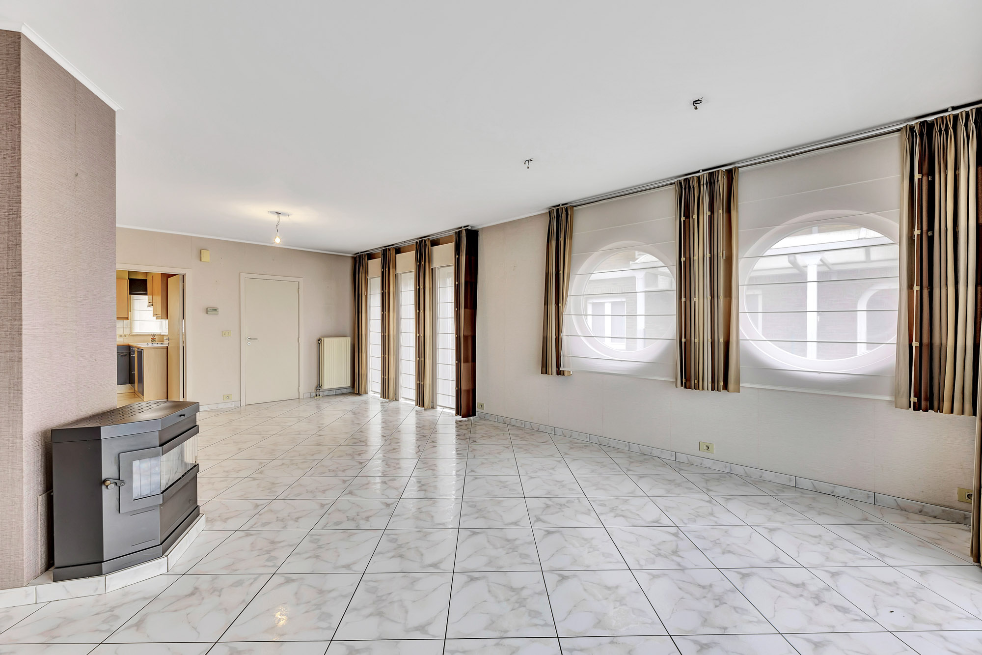 Instapklare HOB met tuin en garage - foto 2