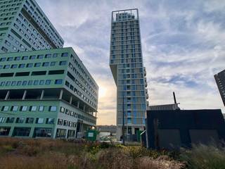 Nieuwbouw appartement met prachtig uitzicht over ’t Eilandje en de Schelde. In de nieuwe residentie DOKTOREN nabij het Kempisch dok en Park...