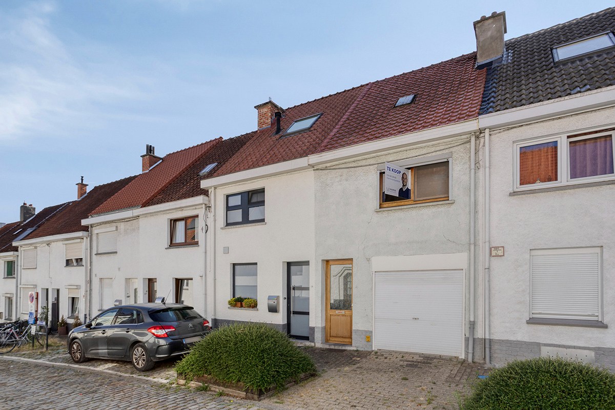 Gezellige woning met 3 slaapkamers, kelder, veranda en garage in Leuven! - EPC 598 kWh/m² - bewoonbare opp. 116 m² - foto 1
