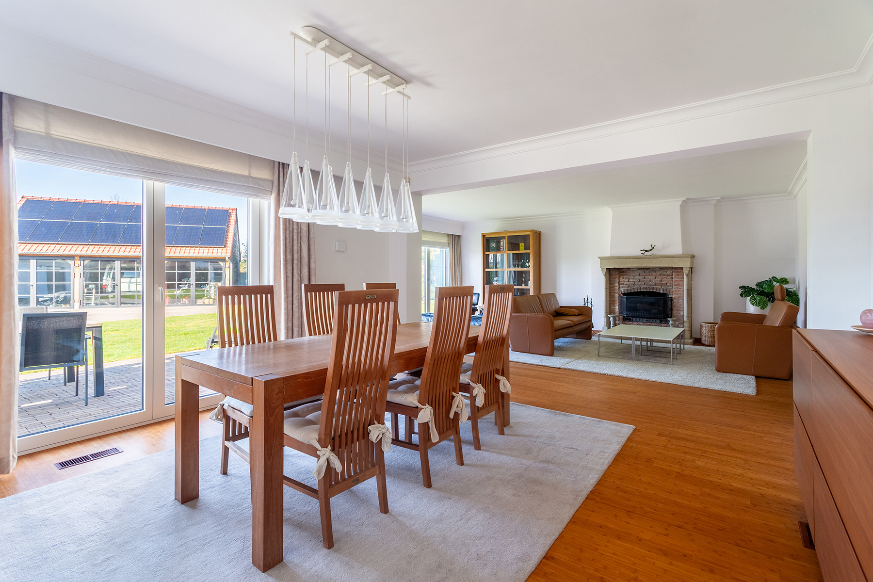 AARTSELAAR - Ruime villa met bijgebouw op ca. 1124m² - foto 4