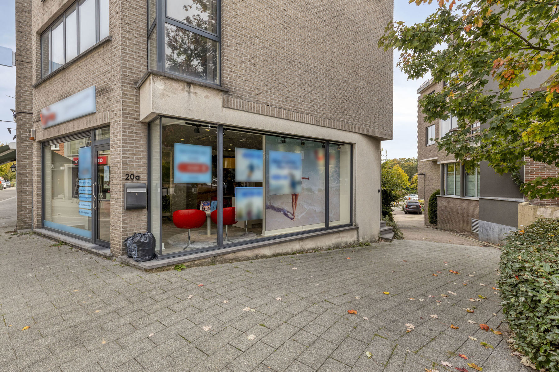 Opbrengsteigendom met handelsgelijkvloers & duplex - foto 4