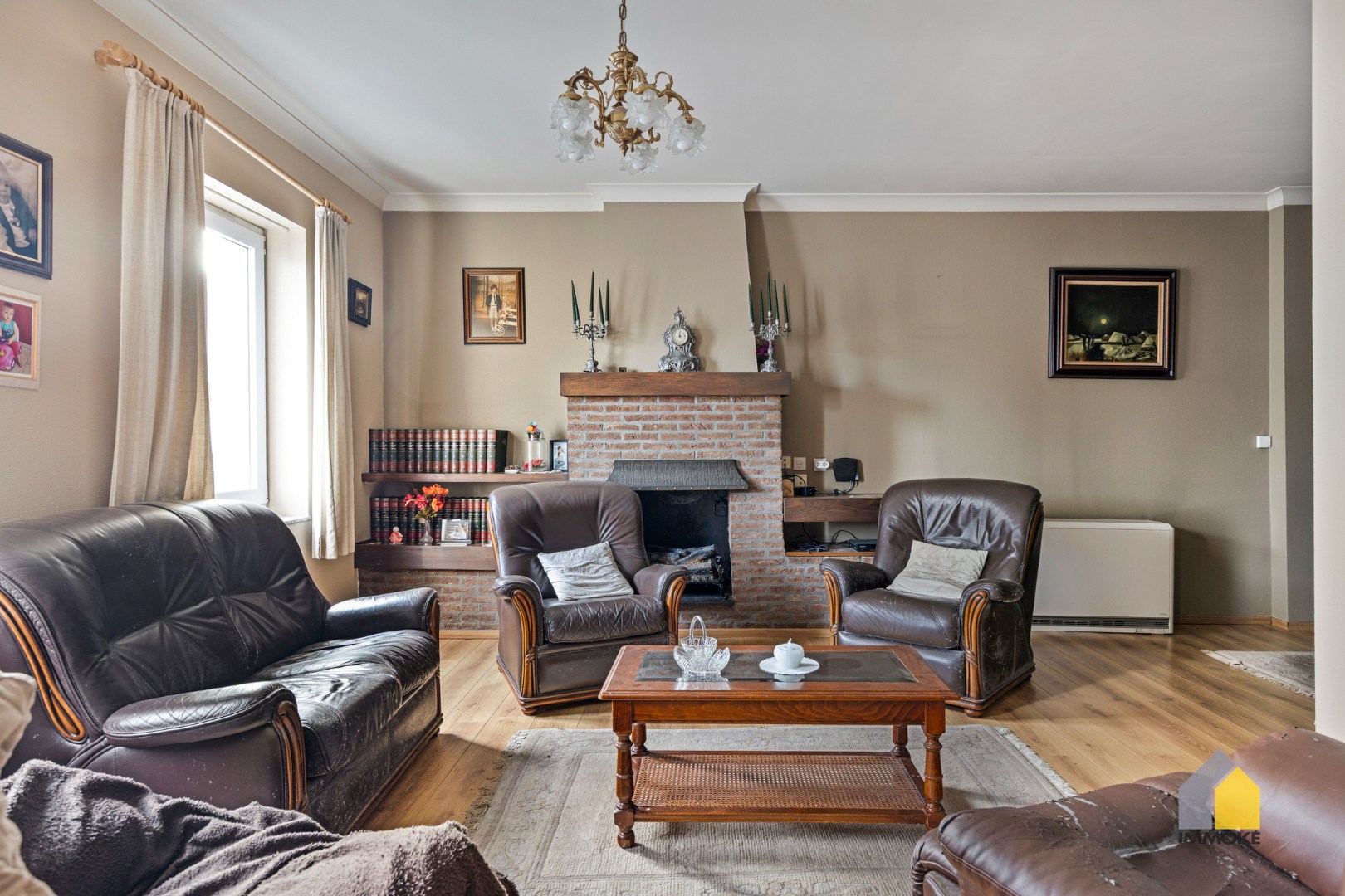 Te renoveren woning met 4 slpks, polyvalente ruimte en knusse tuin. - foto 2