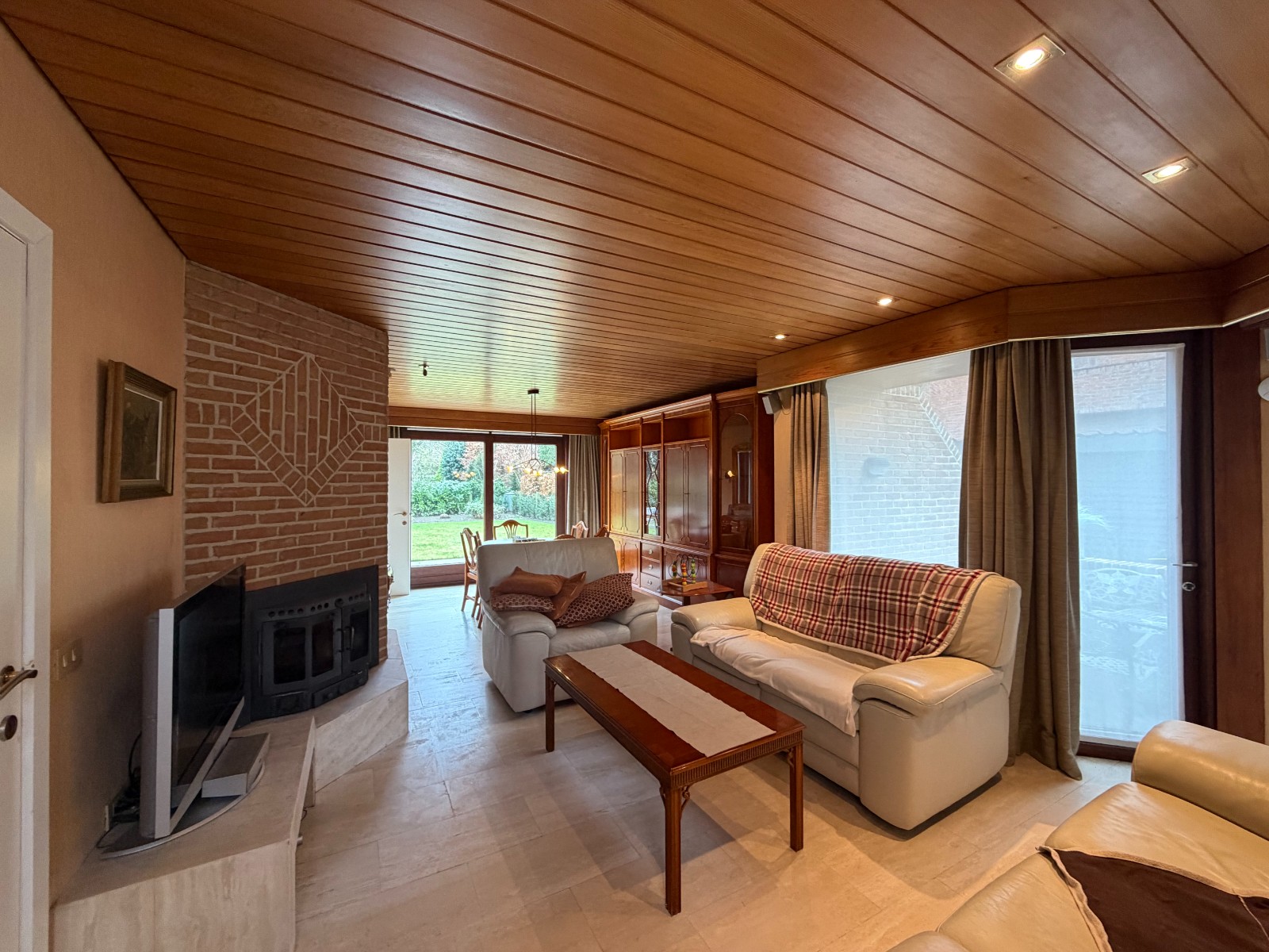 Ruime villa in residentiële wijk te Deinze - photo 4