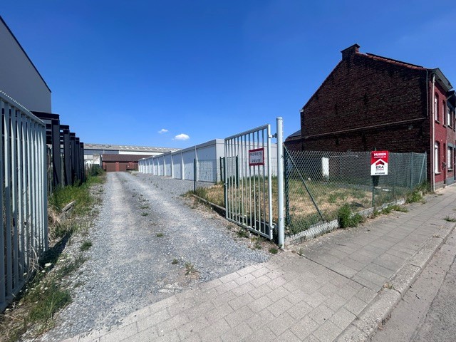 Garage à louer à Comines-Warneton