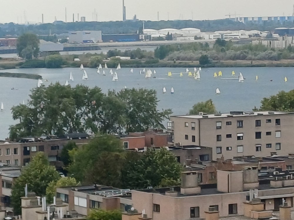 Dubbel appartement zijnde penthouse met panoramisch uitzicht op de 12de verdieping - foto 2
