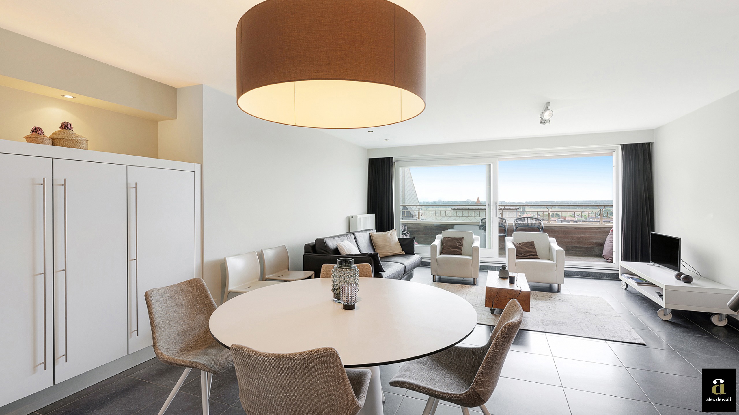 Ruim duplex-appartement en zonnig terras nabij de Zeedijk - foto 5